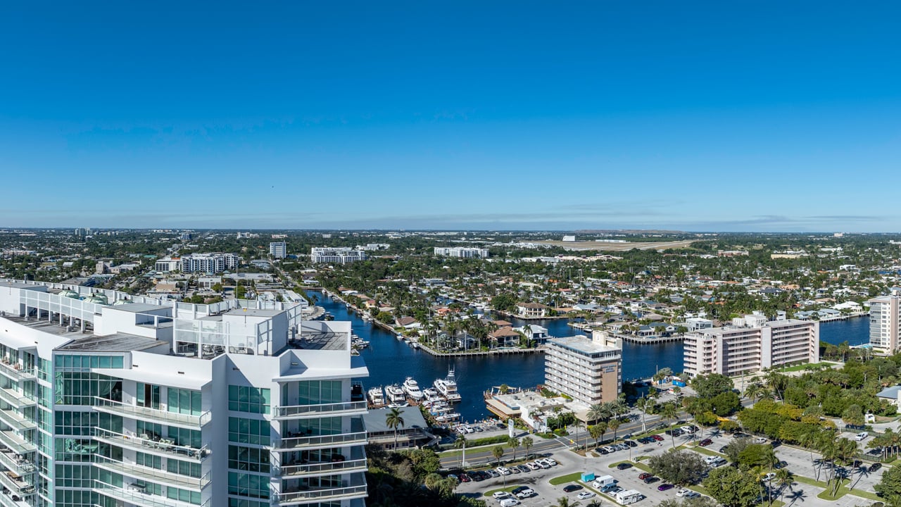 W Pompano Beach Hotel & Residences