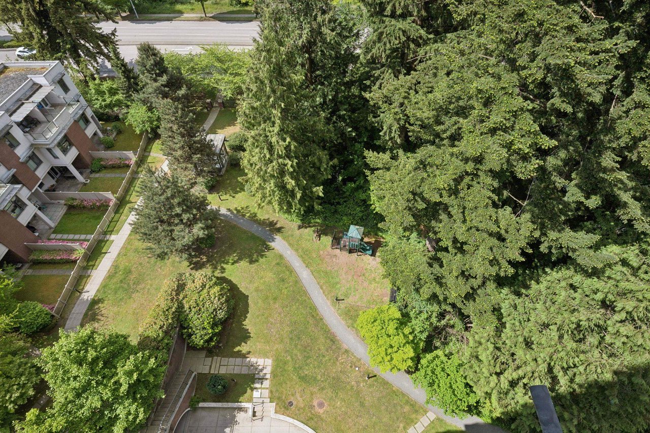 1201-7088 18th Ave Unit: 1201