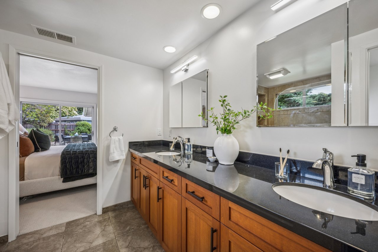 Single-Level Living