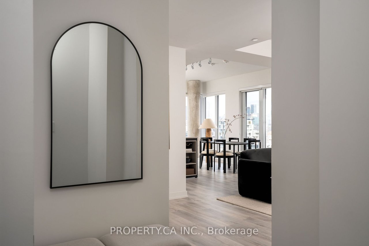 LUXURY LIVING AT RUSH CONDOS 