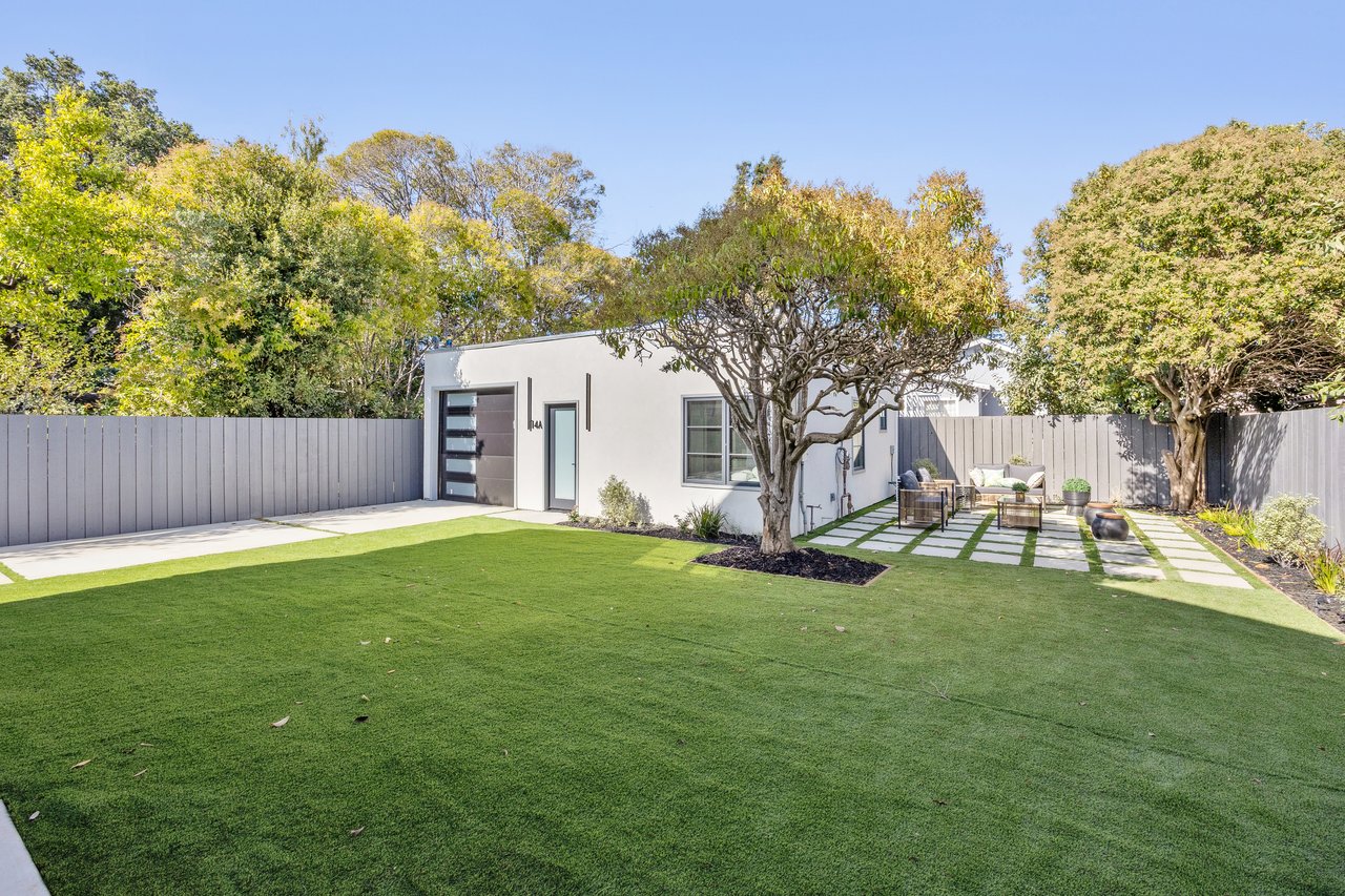 10 Channing Rd, Burlingame