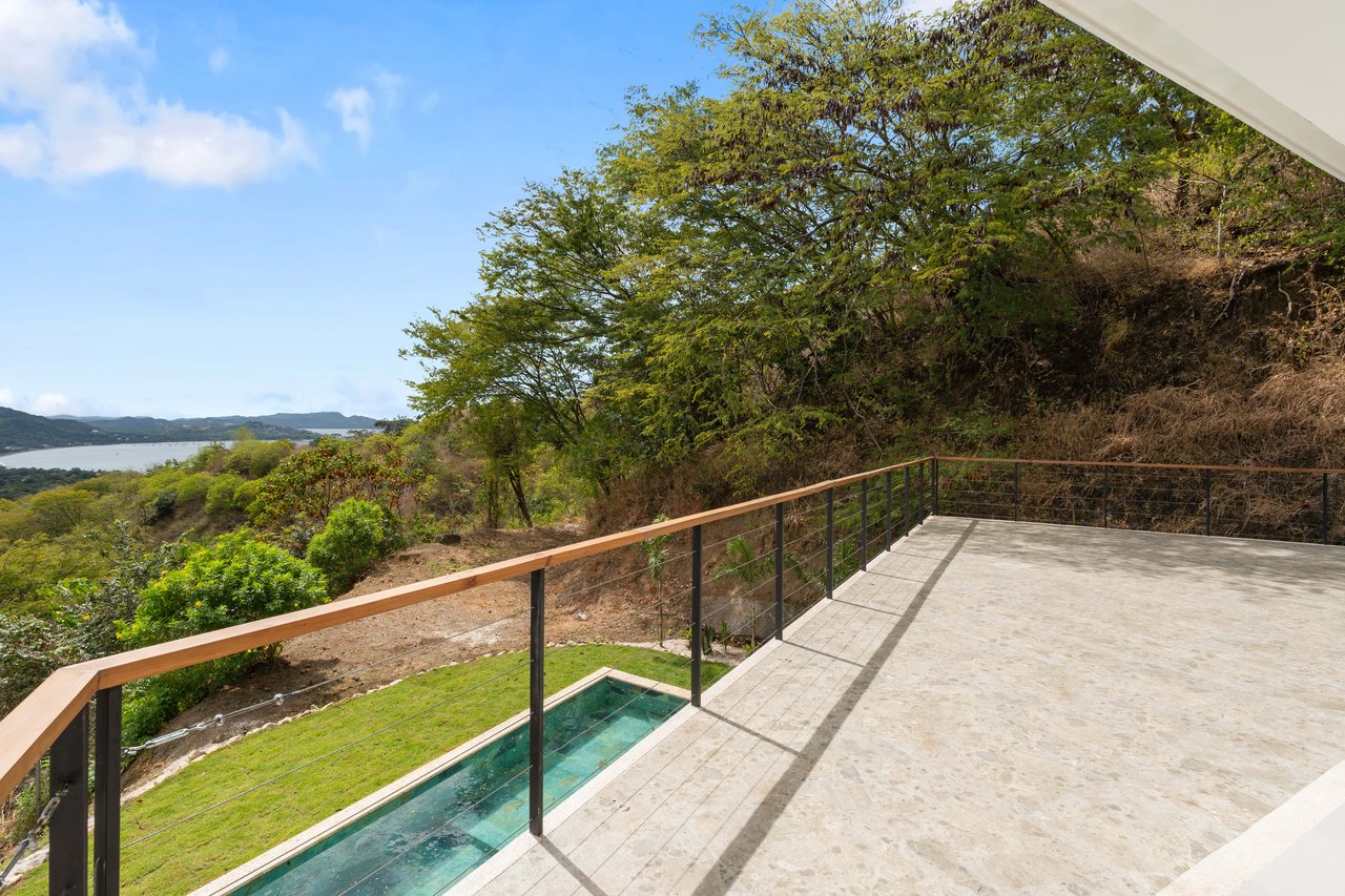 Villa Raoli | Get ready to live in your dream home in the stunning Pacific Heights!