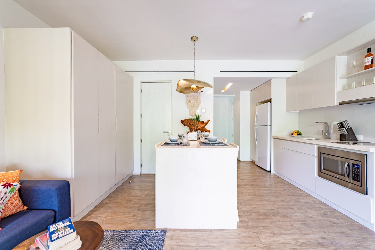 1 Bedroom, Condo, Mixie 203