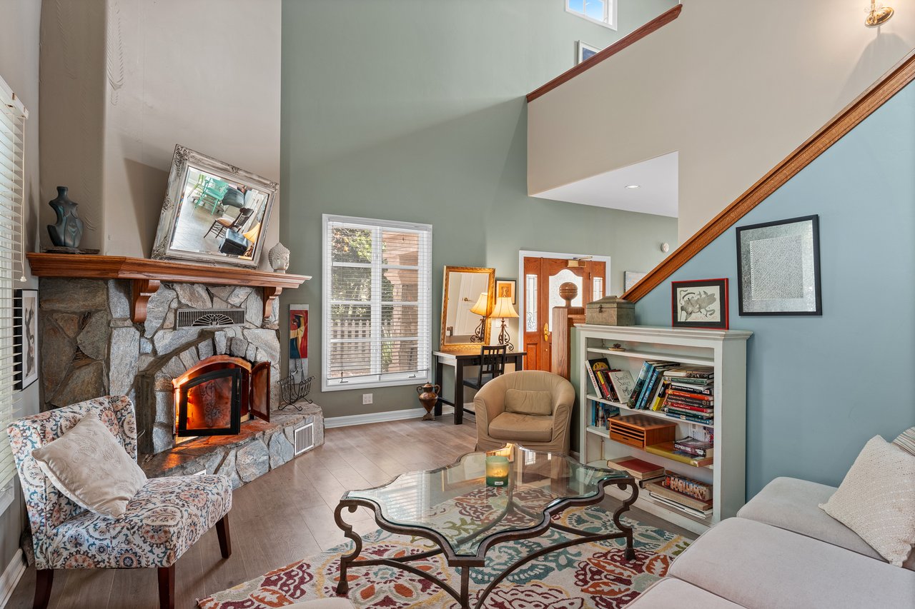 39455 Avenida La Cresta
