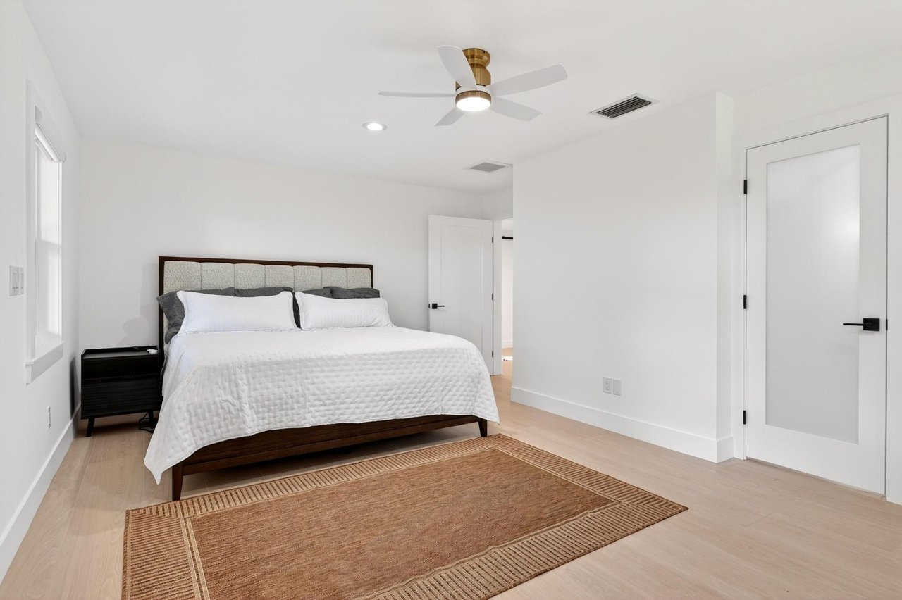 Gated 5.58-acre Farm