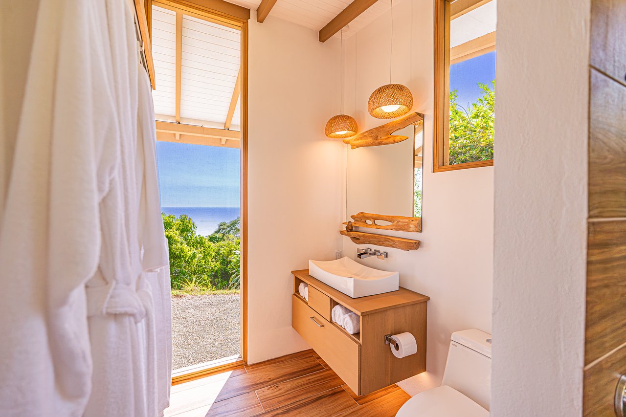 CasaPor Fin,Where the Rainforest Meets the Sea - Oceanview Luxury Estate