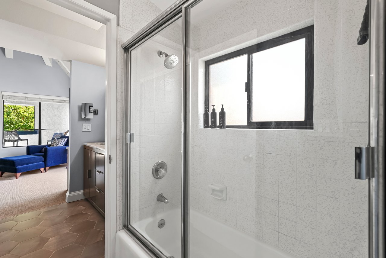 1013 16th St Unit: 101