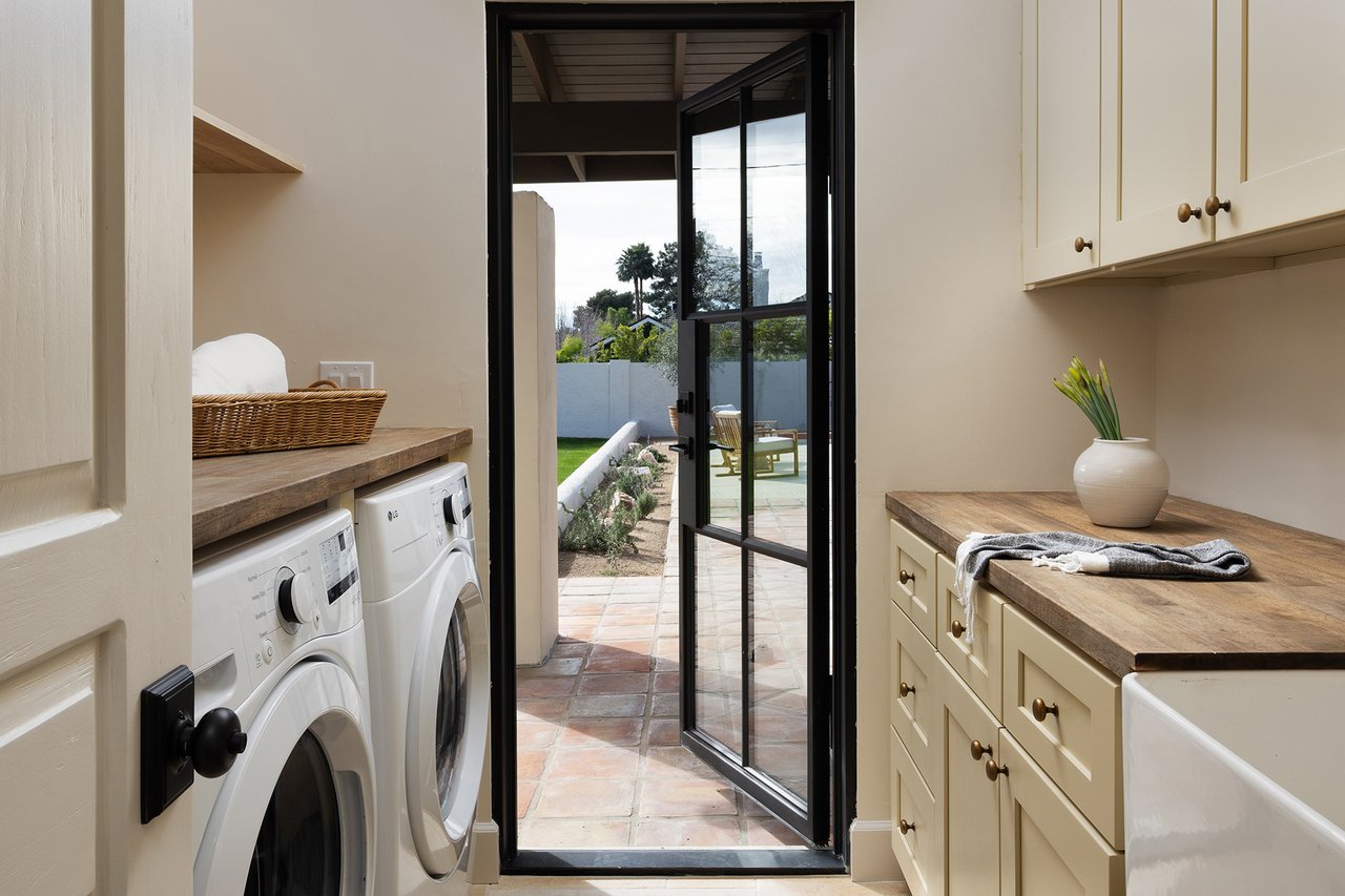 5501 E CAMELBACK Road