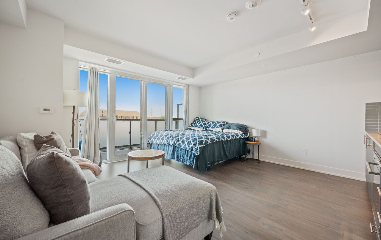 2550 Simcoe Street N 219