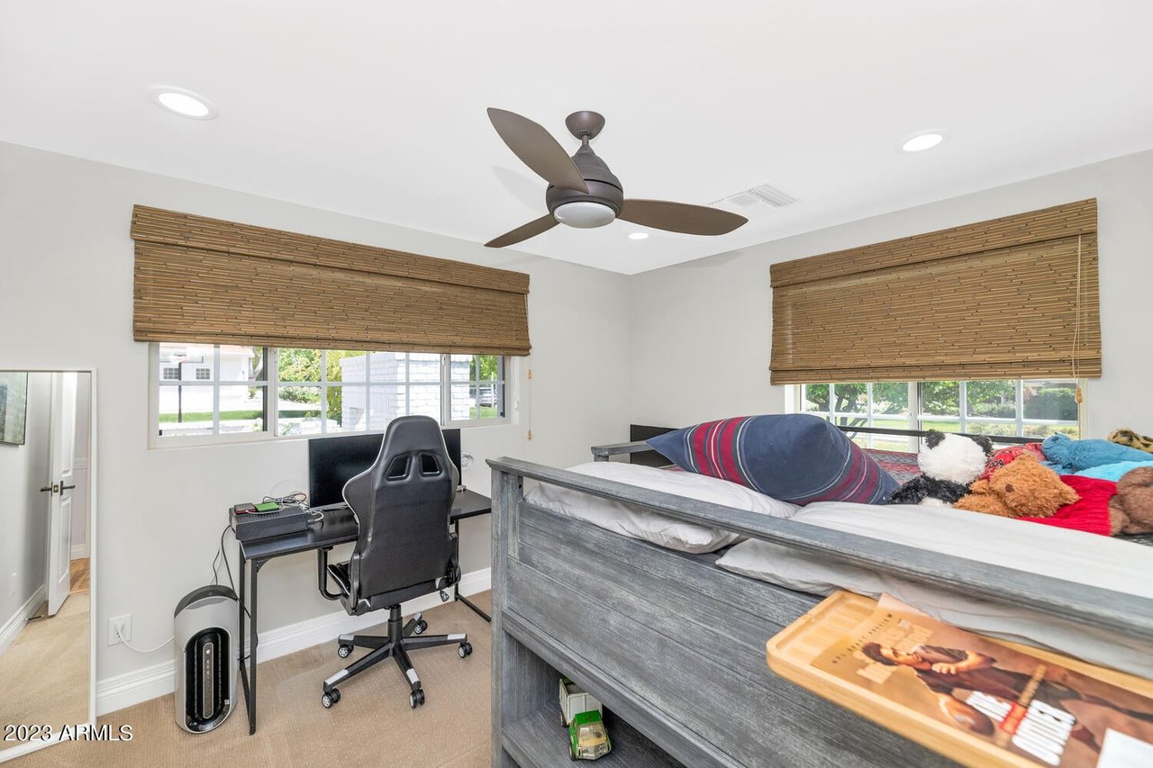 Just Sold: 4474 E Calle Del Norte