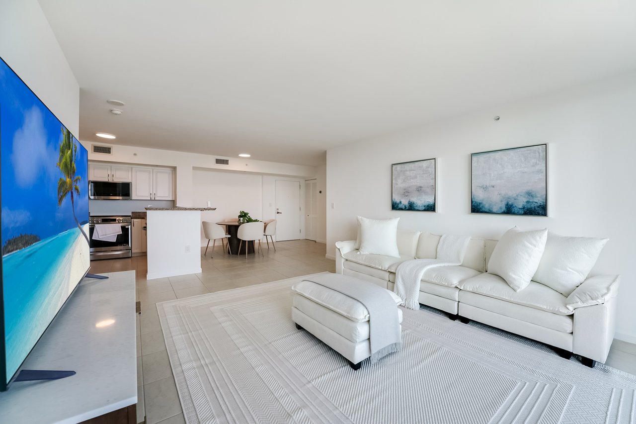 Yacht Club at Portofino Condo for Sale | Unit 1209 | South of Fifth