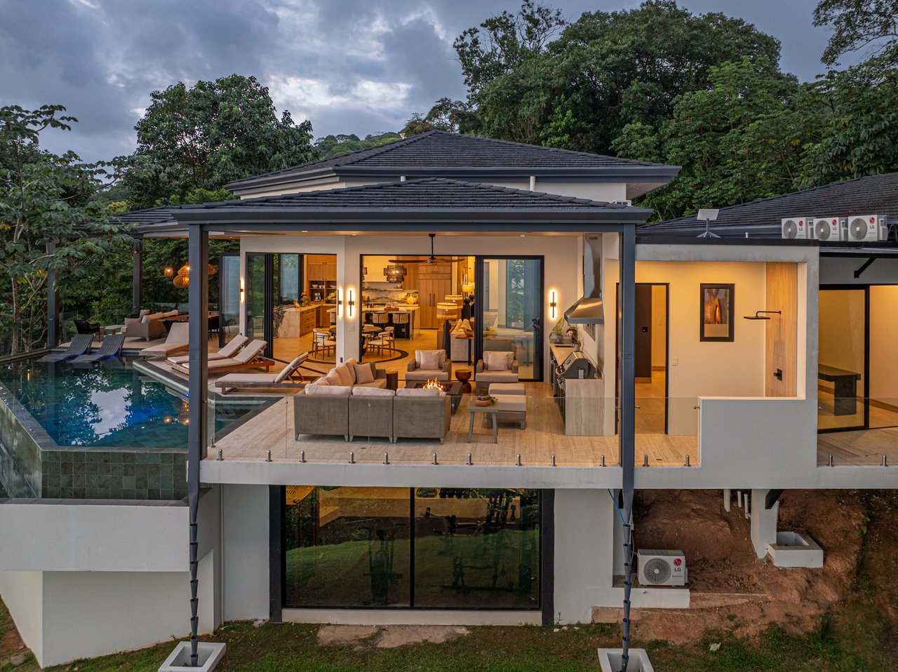 Luxury Estate in Escaleras - Incredible Ocean Views 5.5 Acres