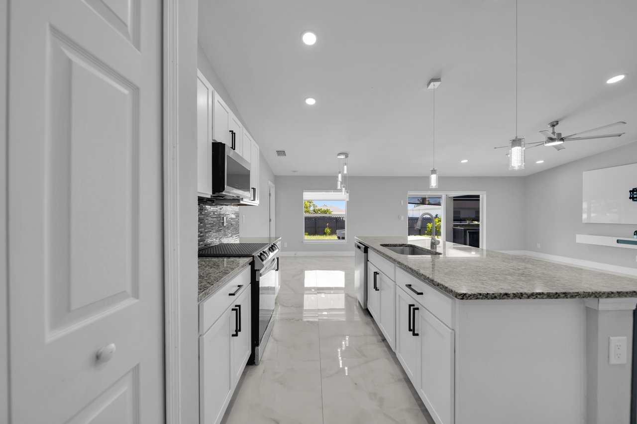 The Modern Flex Residence 