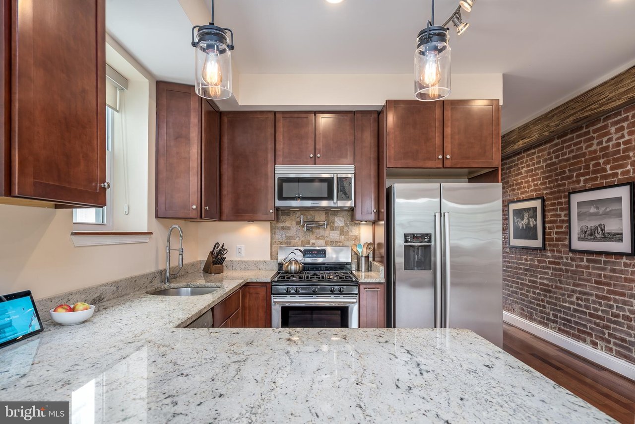 322 T St NW #2