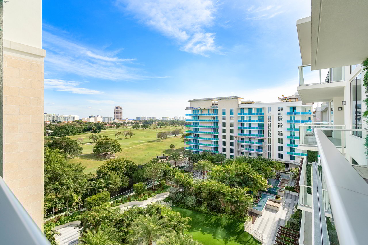 200 SE Mizner Blvd #809