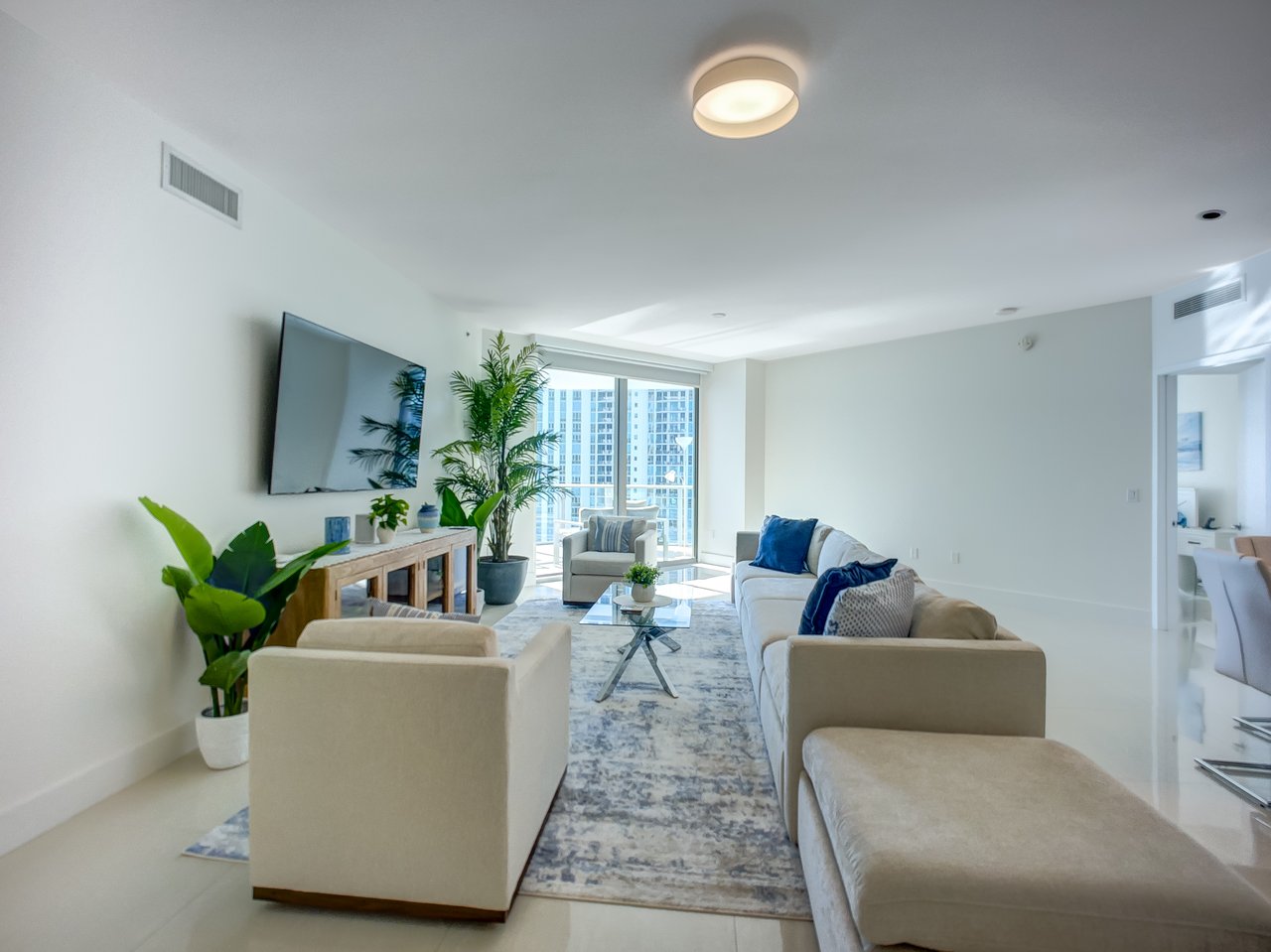 17301 Biscayne Blvd #1203