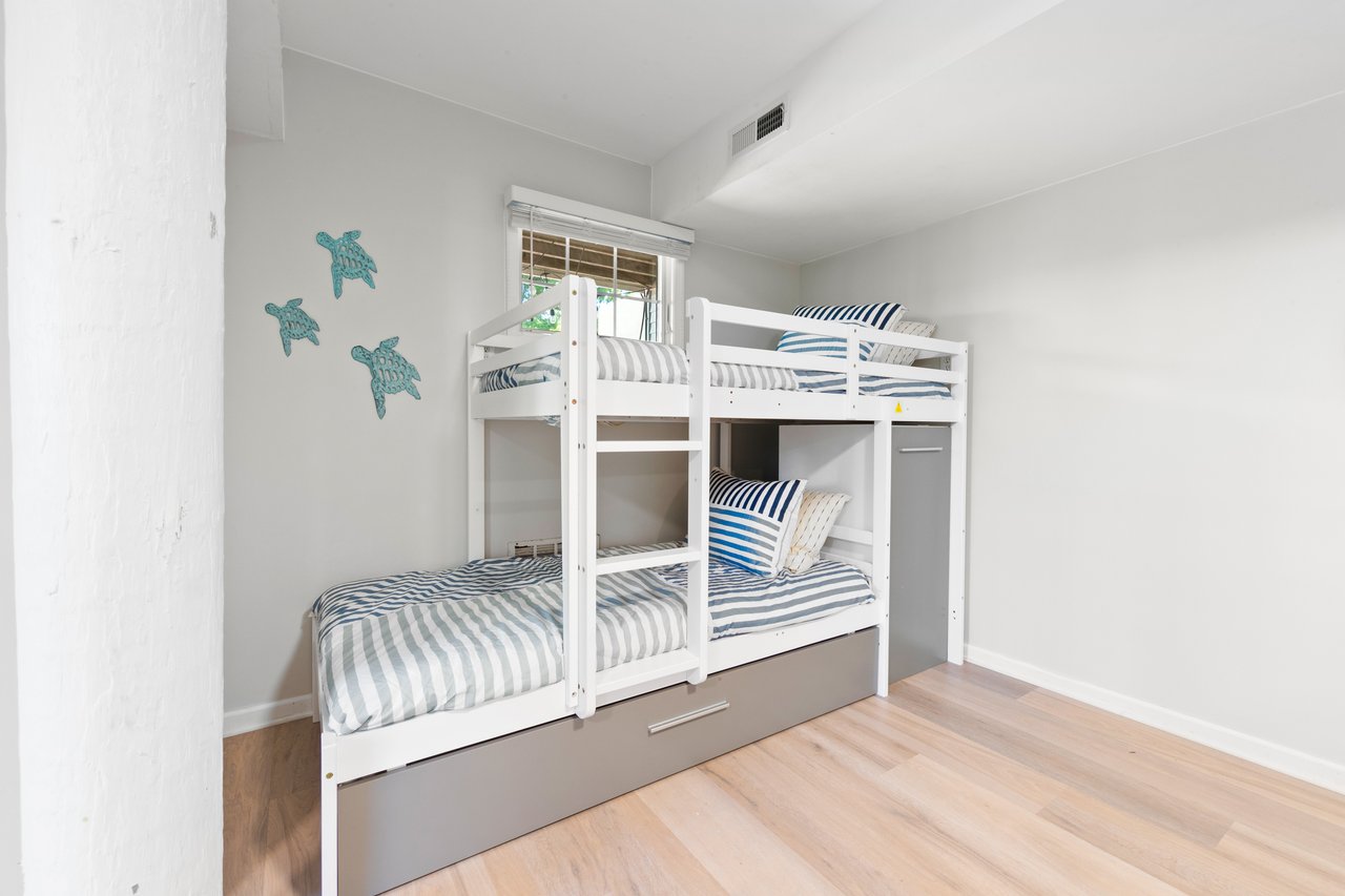 325 Iroquois Avenue, Beach Haven