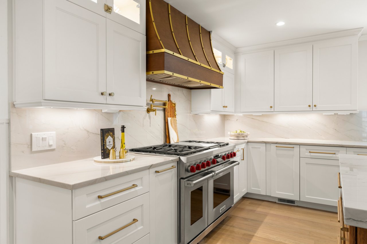 Just Listed: Designer 6BR Home in Coveted Hartshorn Section of Short Hills
