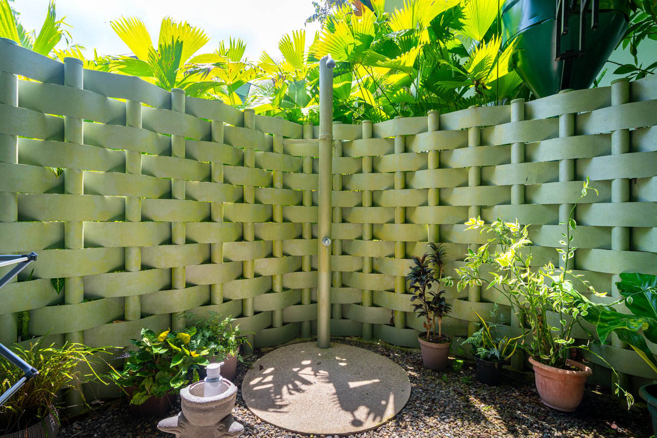 Yaba Chigui, Turnkey Riverside Eco-Resort or Private Family Compound in Ojochal