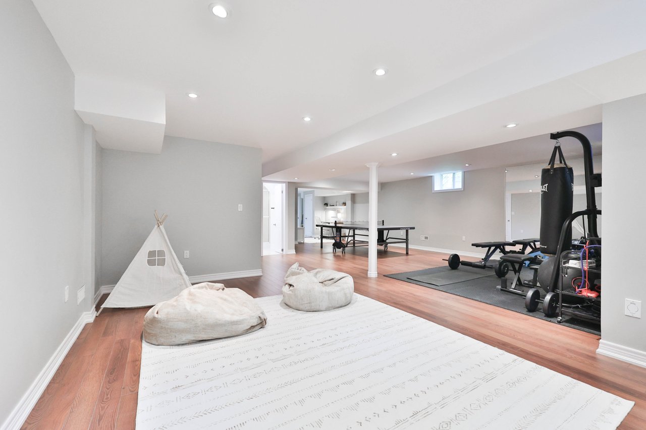 3262 Skipton Lane, Oakville