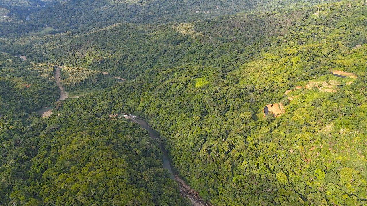 30-ACRES OF LAND WITH RIVER ACCESS, ROADS, AND BUILDING PADS IN LAGUNAS