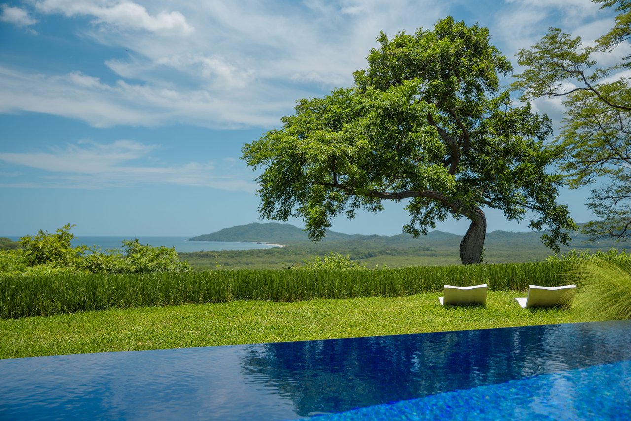 Cocoon | Extraordinary 10-Bedroom Ocean View Estate Near Tamarindo