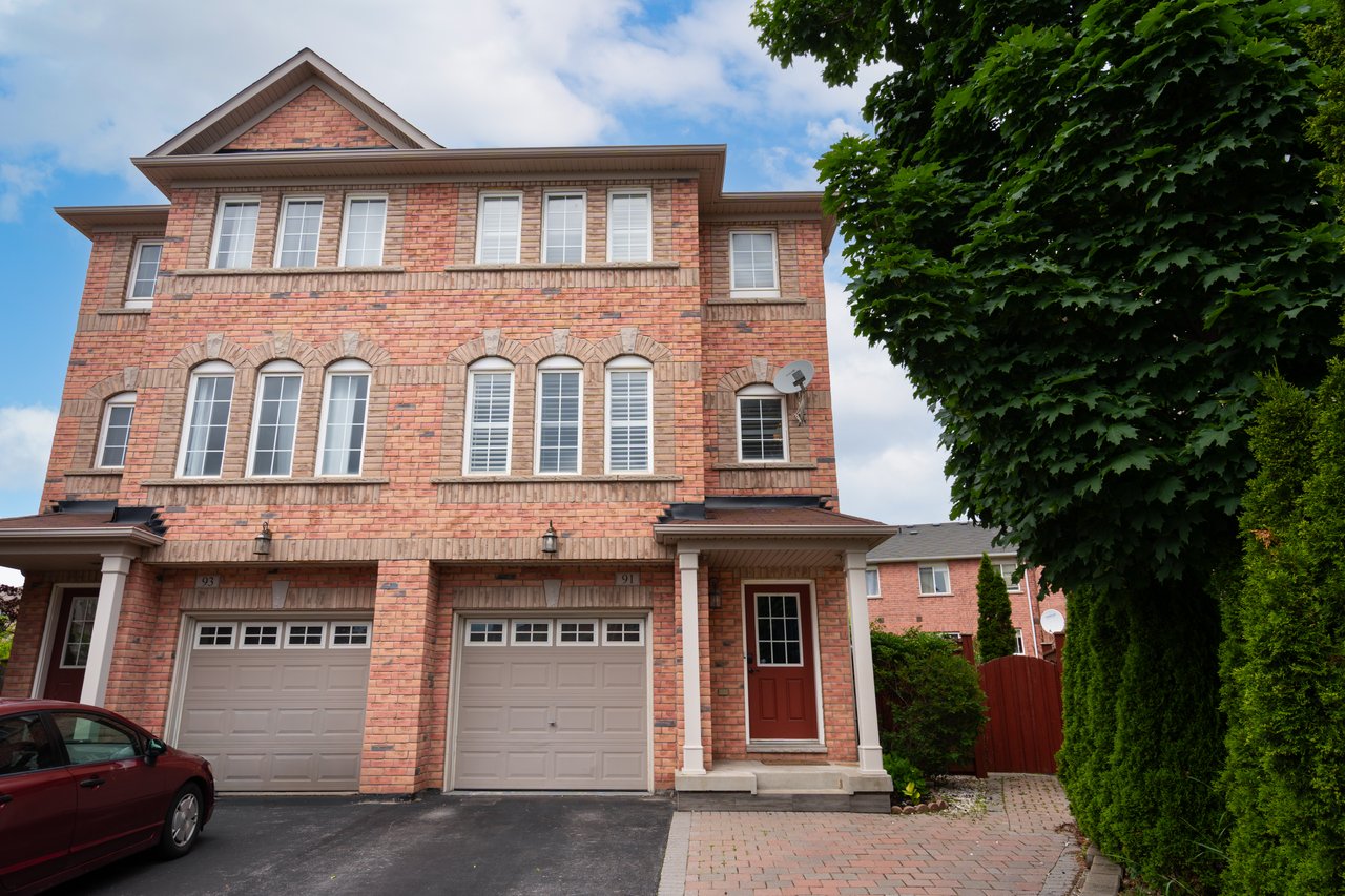 91 Wilkes Crescent