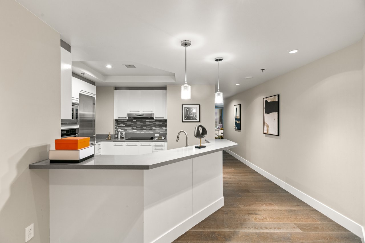 2700 Las Vegas Boulevard 2303