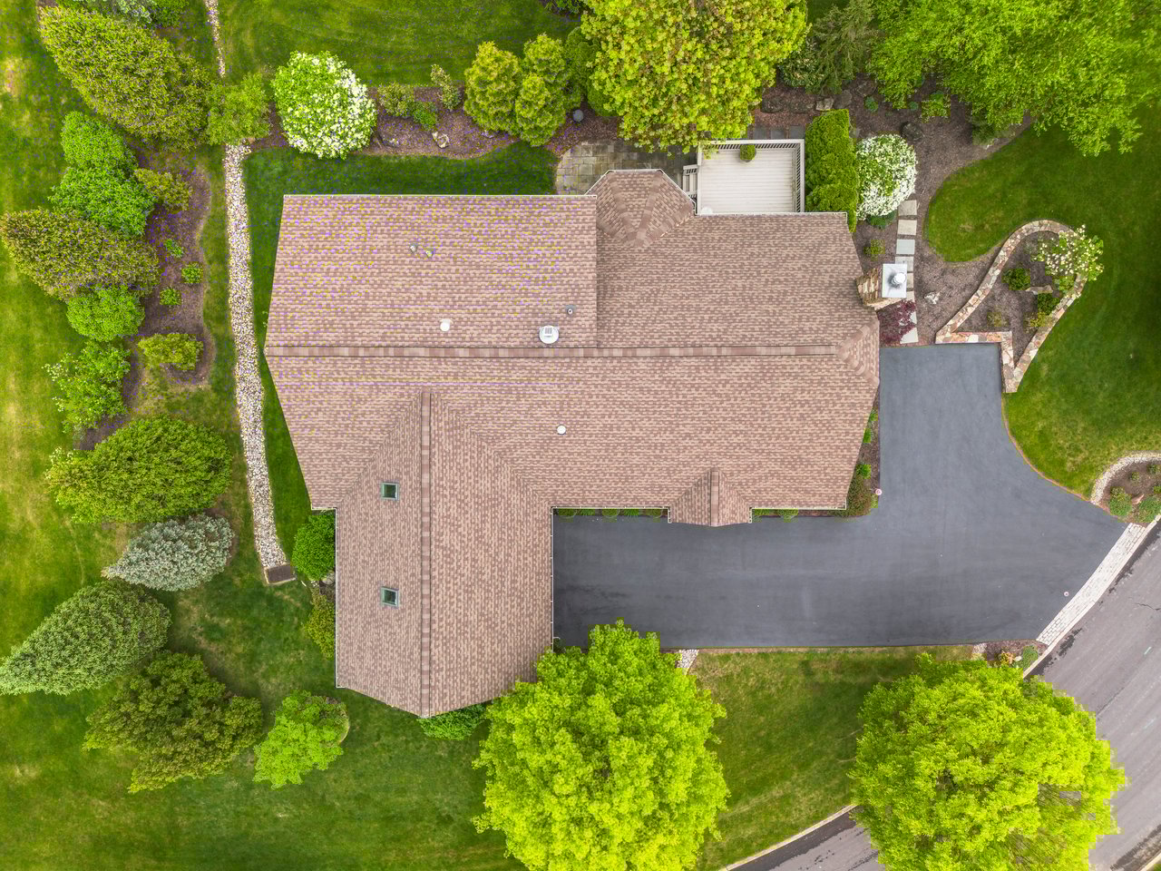 5799 Sabrina Circle