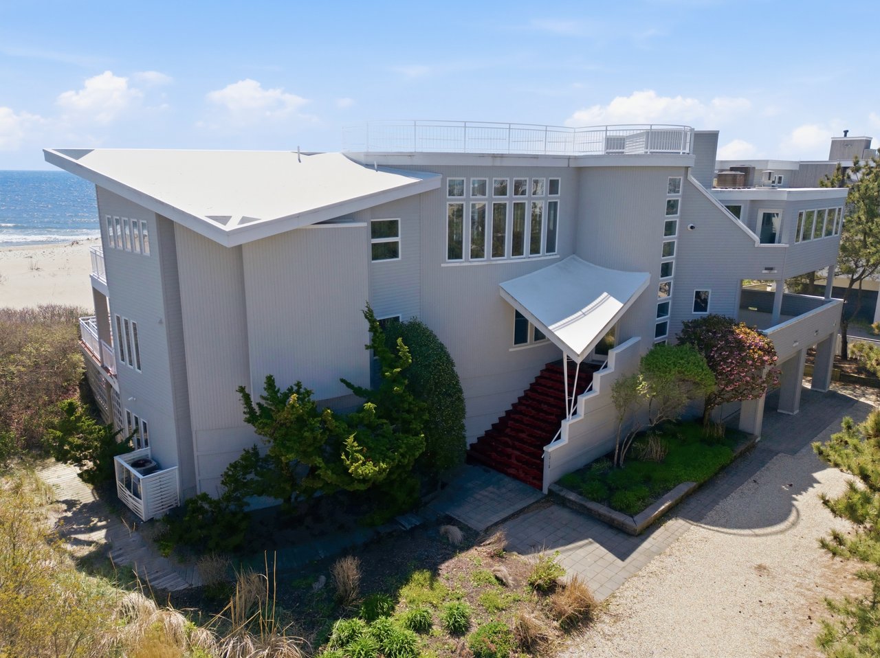 101 E Long Beach Boulevard 