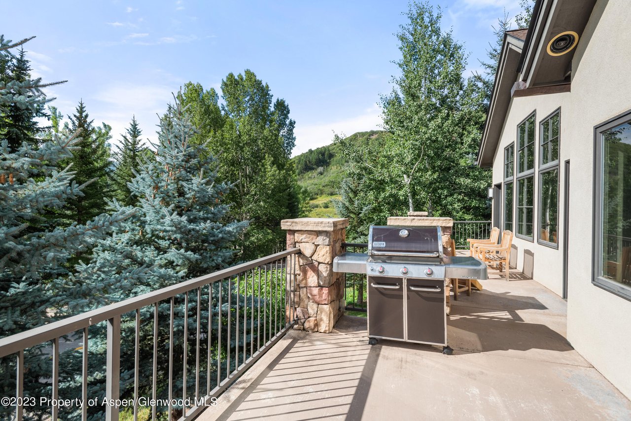 1044 Horse Ranch Drive