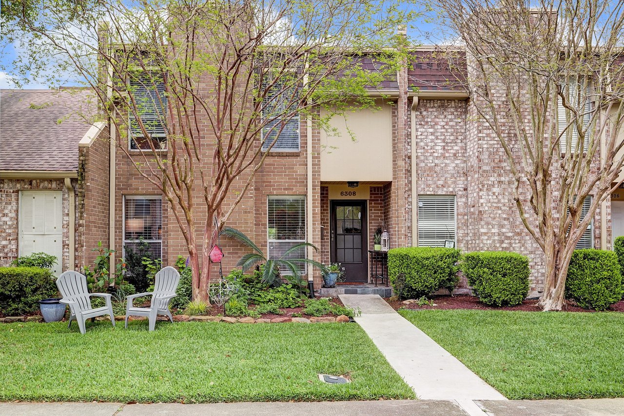 6308 Meredith Dr