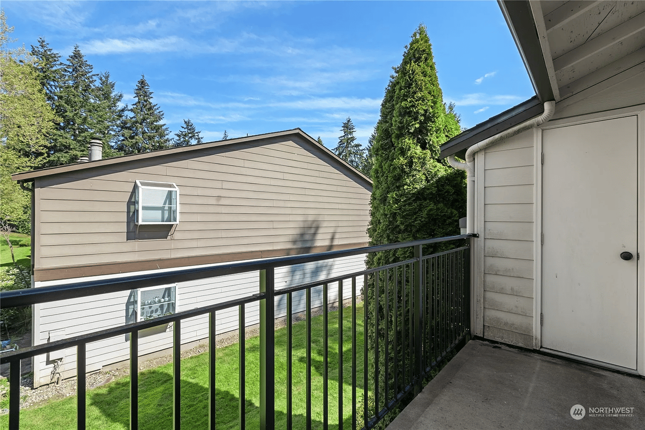 12621 NE 130th Way #D-206