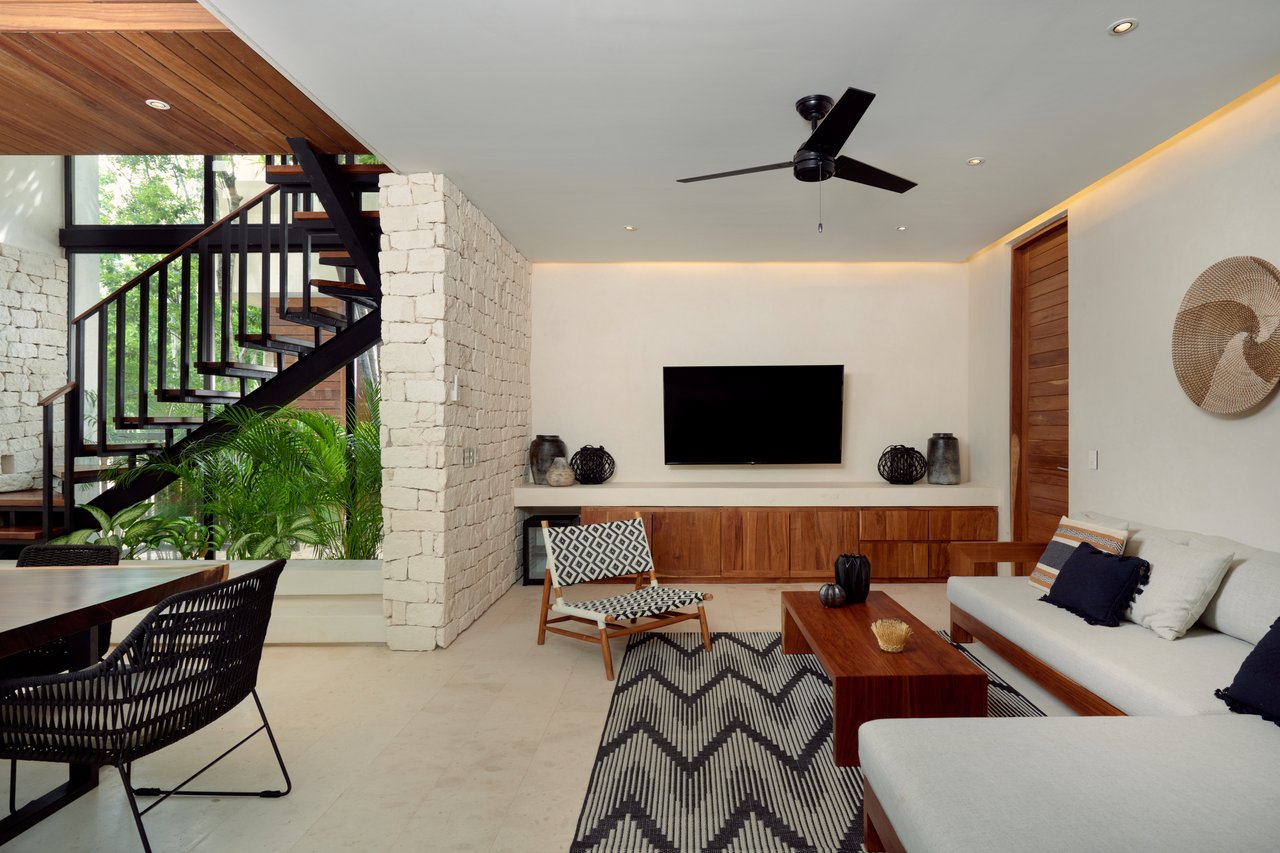 Casa Lucas | 3BR Jungle Villa w/ Rooftop Pool