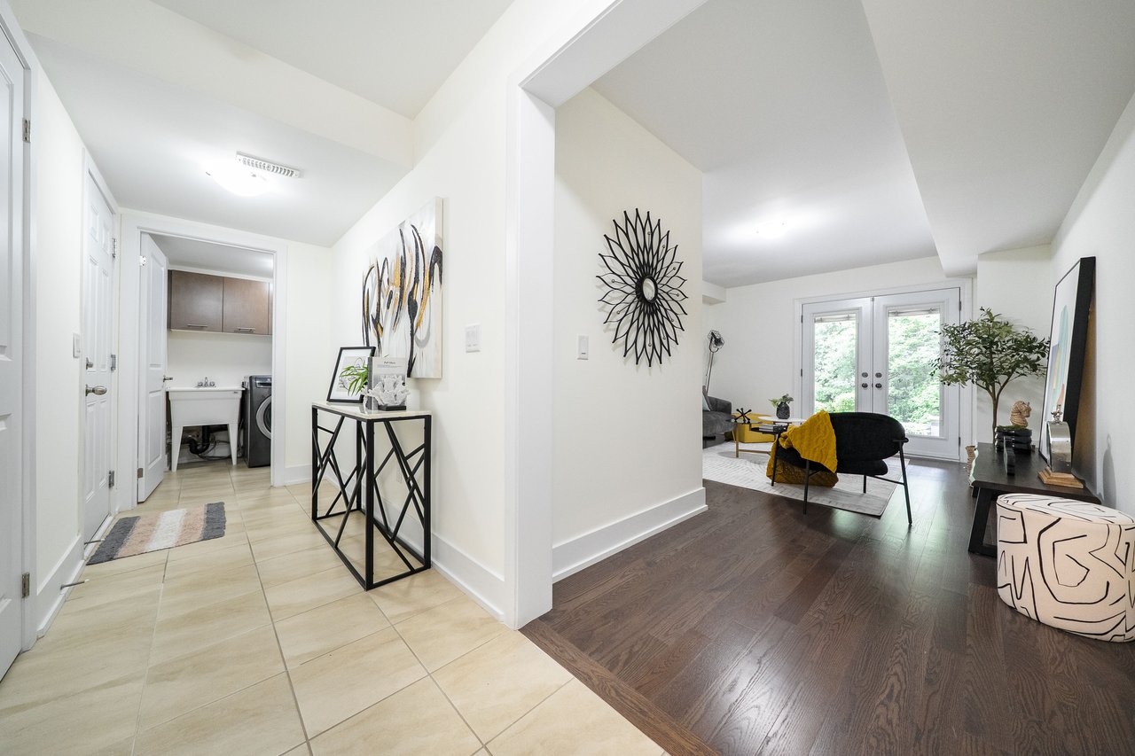 20 Crestridge Drive