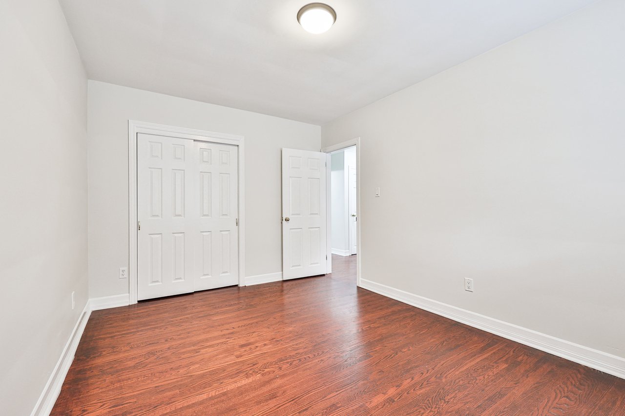 2063 Hixon Street, Oakville