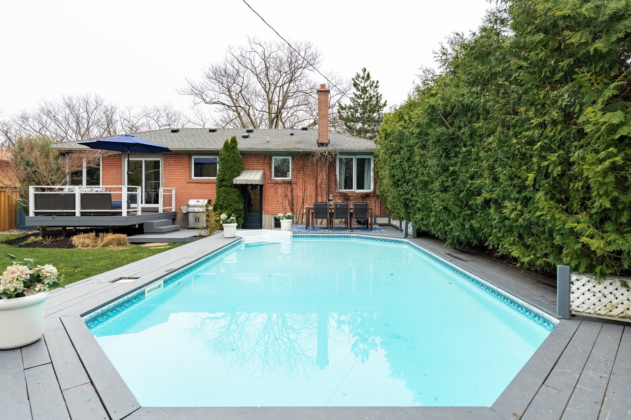 Central Oakville Bungalow