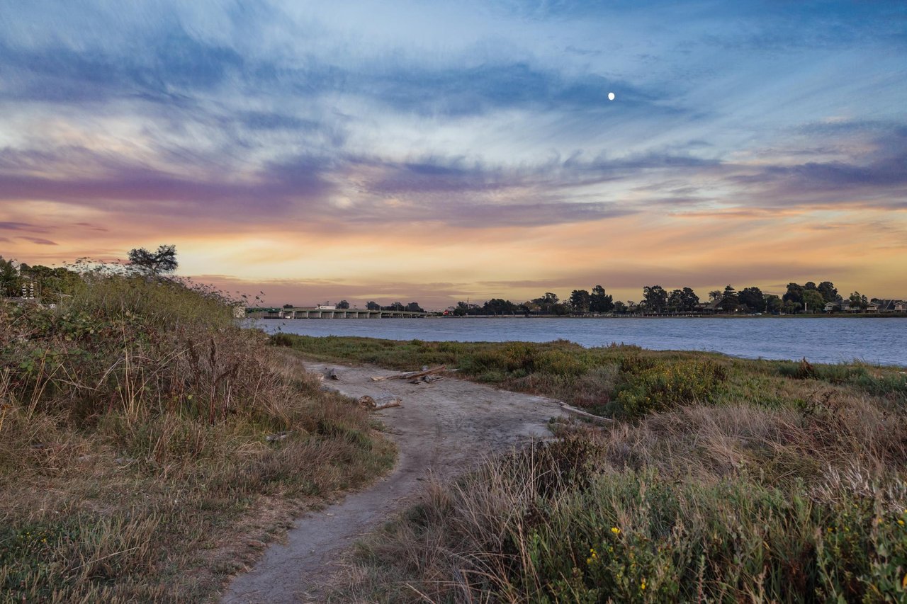 2916 Bayview Drive, Alameda, 94501