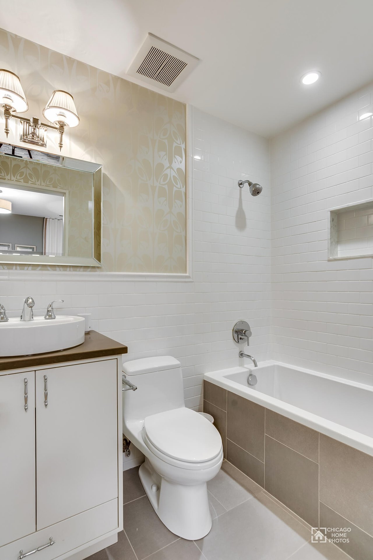 Sold | 2213 West Homer