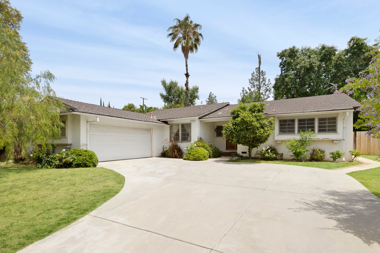 8326 Fable Ave, West Hills 