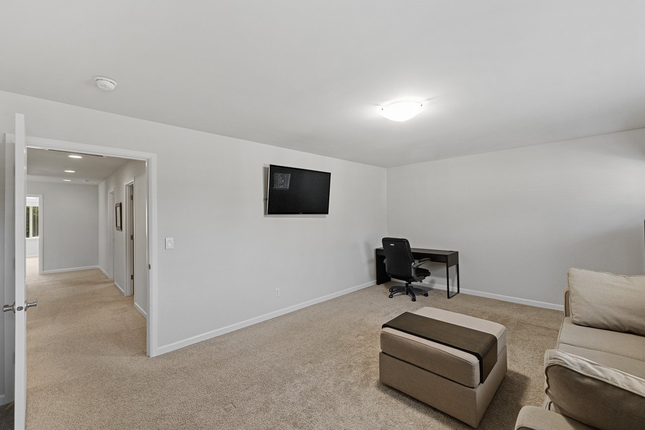 20334 85th Place NE