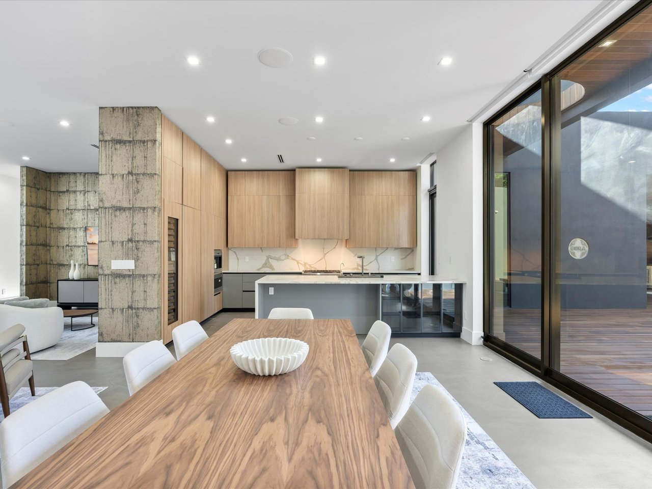 871 NE 83rd Street