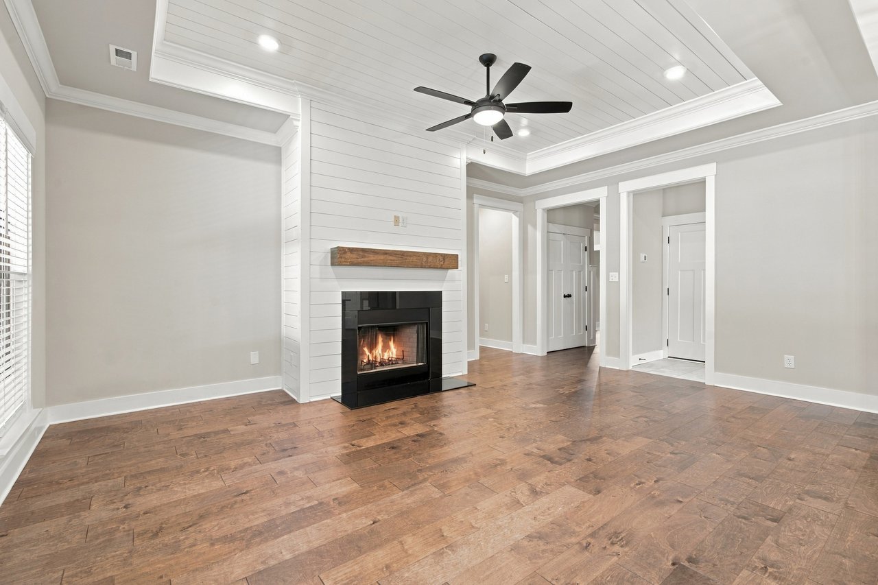 Beautiful Harvest Home with Comfort, Style & Everyday Convenience