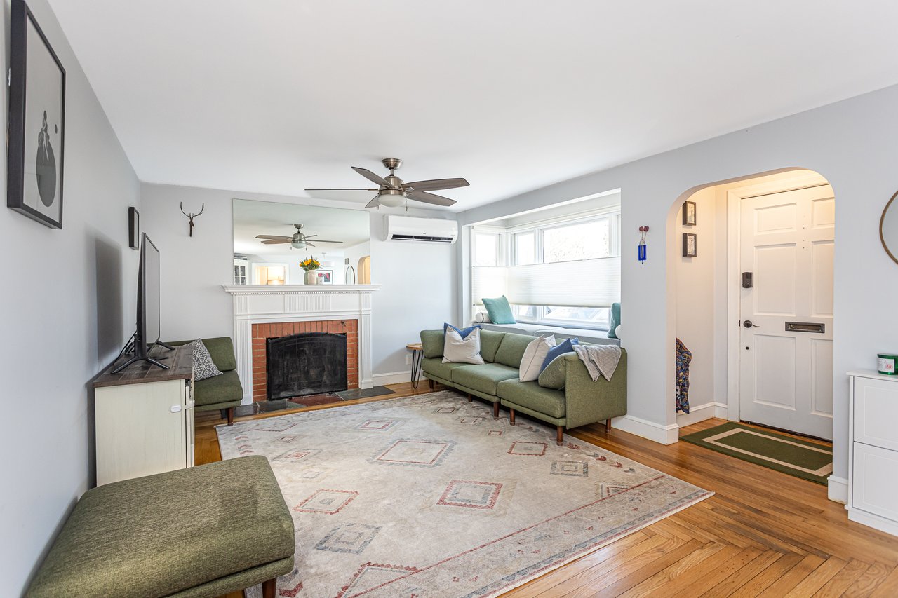 2 Linden Street, Middletown, RI 02842