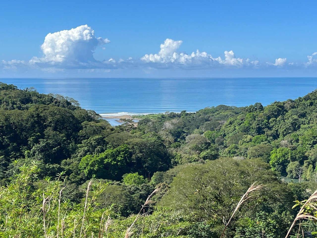 Cinematic Ocean&Mountain View Property In Vista Dominical Estate, Minutes From The Beach!