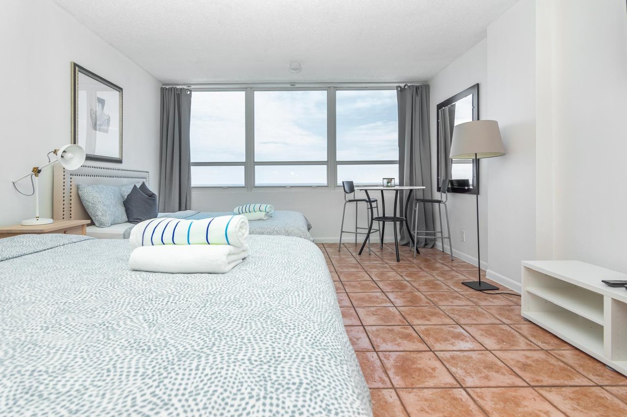 5445 Collins Ave Unit 1710 Miami Beach