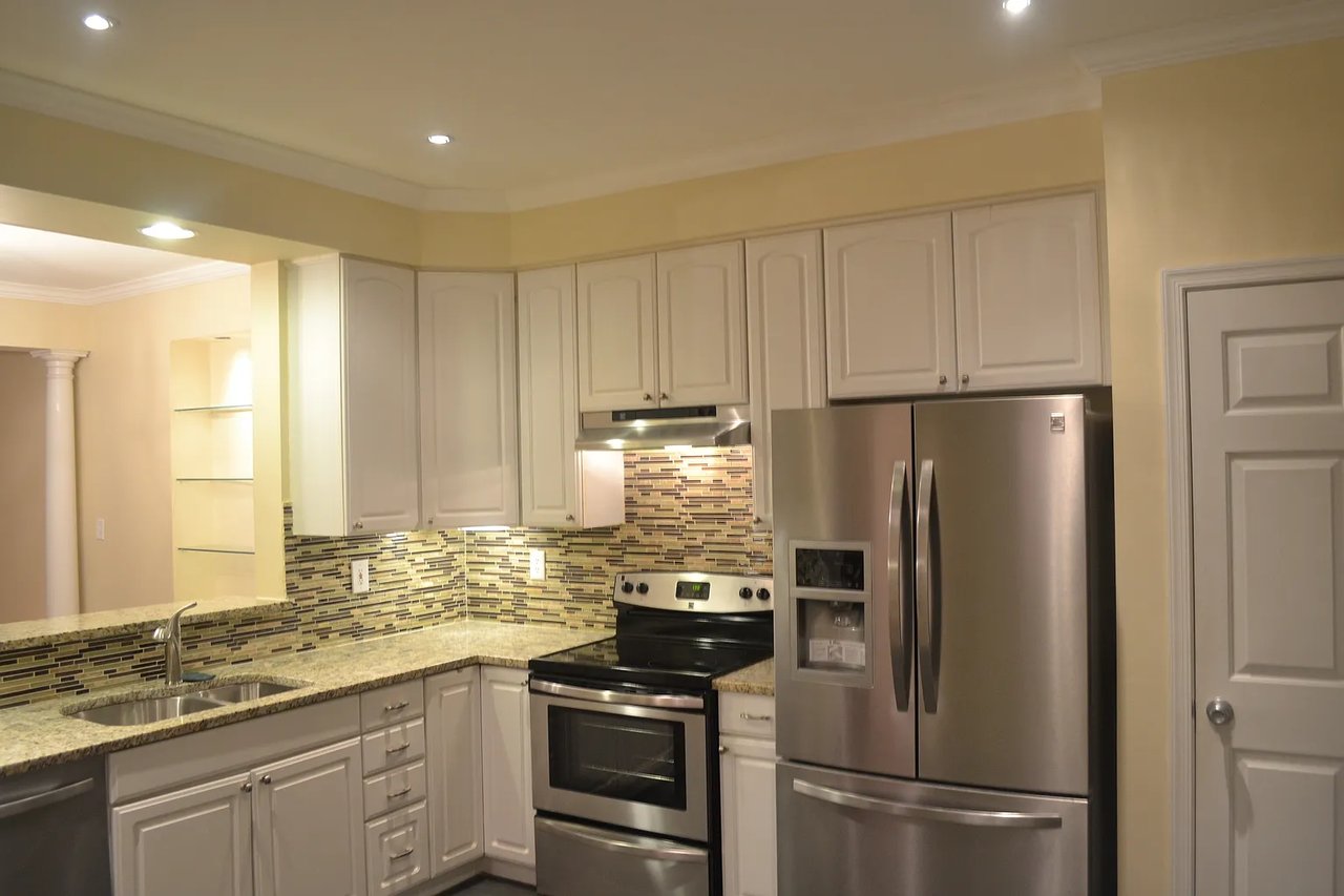 9987 Sherwood Farm Rd