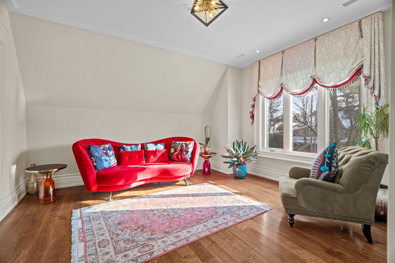 A Rare Ravine Estate