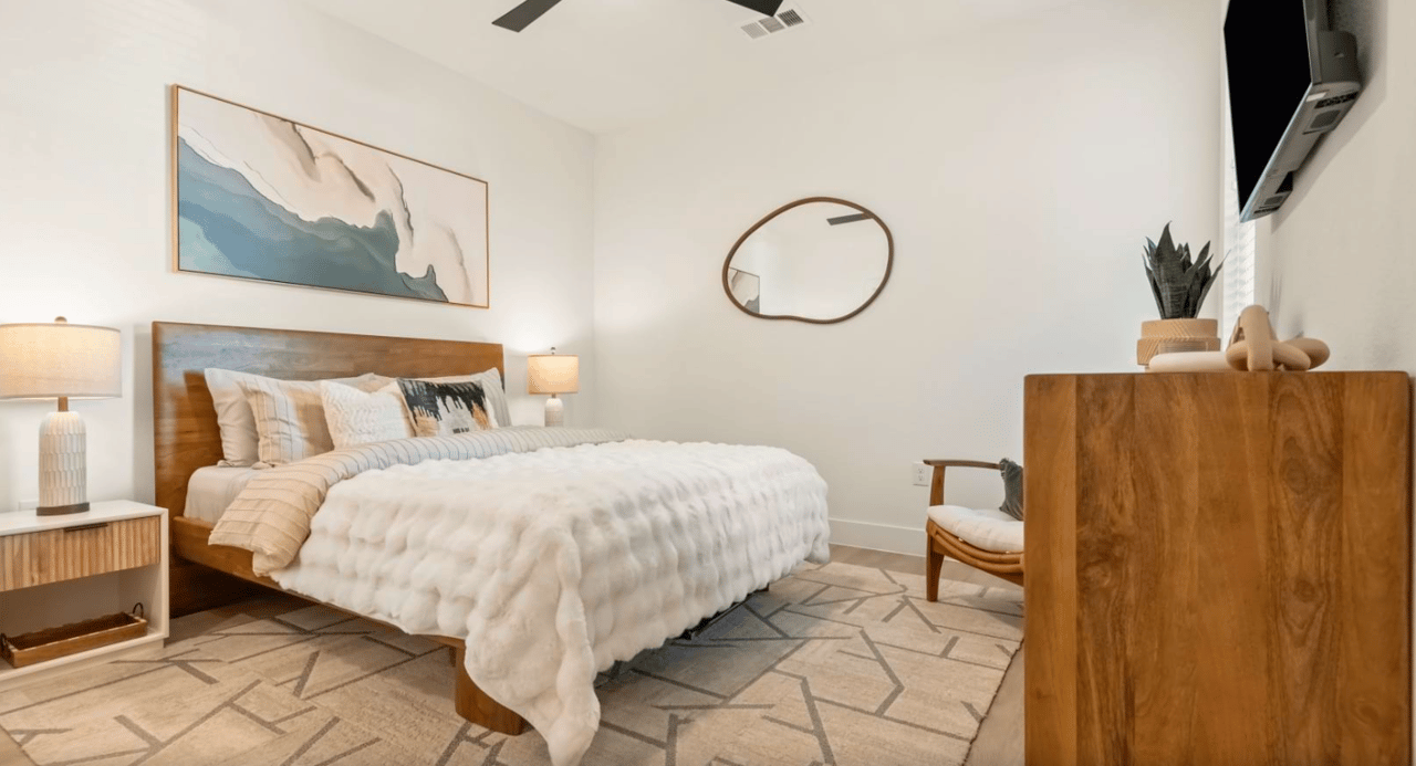 Lease today-Live up to 8 weeks for FREE!