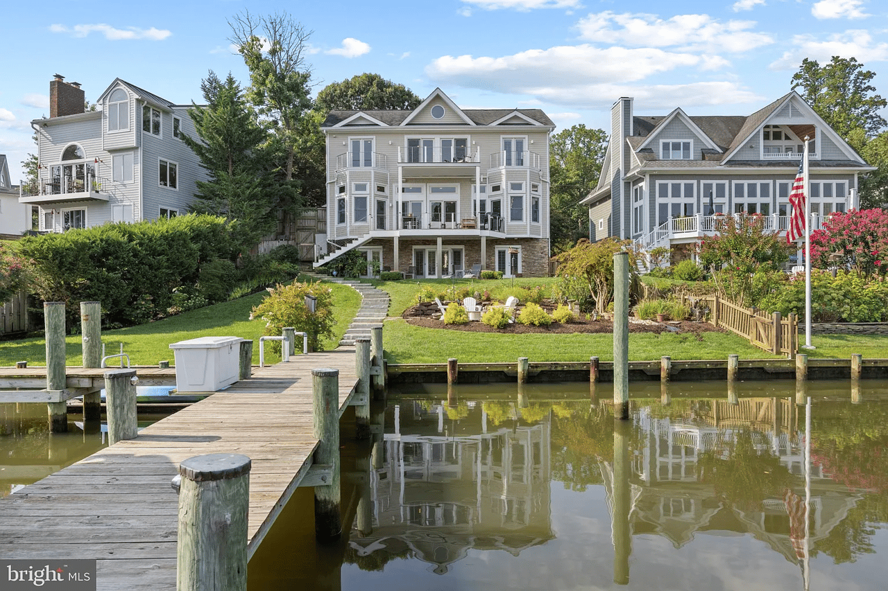 145 Spa Dr